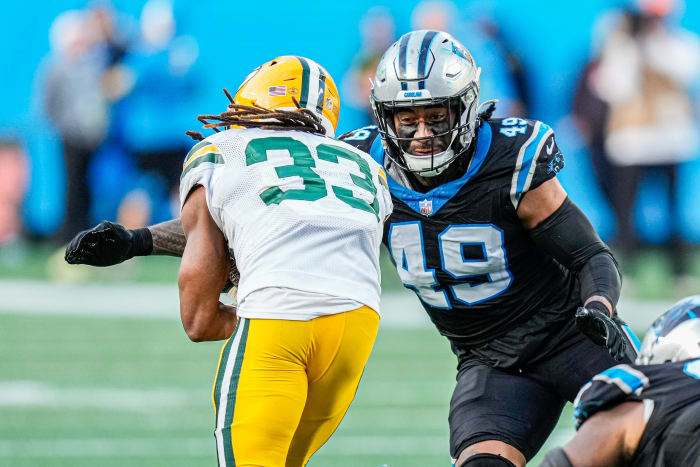 Former Carolina Panthers linebacker Frankie Luvu (49) is set to become a member of the Washington Commanders when the new league year begins on Wednesday.